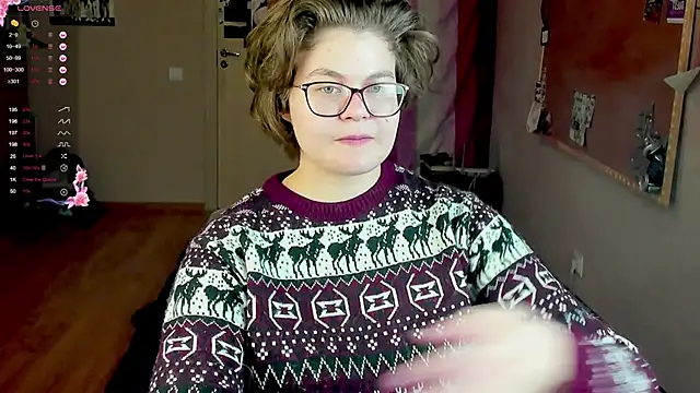 Snapshot of Sashy_Way chatting on 5, 1, 2025 Sashy Way online show from 5, 1, 2025