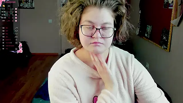 Snapshot of Sashy_Way chatting on 10, 3, 2025 Sashy Way online show from 10, 3, 2025