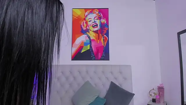 Snapshot of KristalFoxx chatting on 14, 9, 2025 KristalFoxx online show from 14, 9, 2025