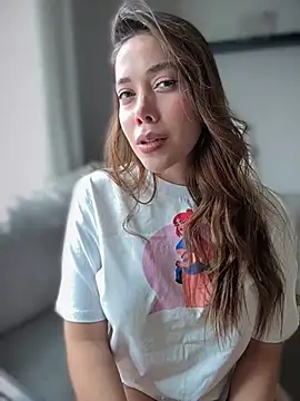 Snapshot of Condes_carmen chatting on 3, 3, 2026 Condes carmen online show from 3, 3, 2026