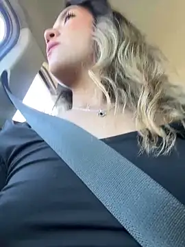 Snapshot of Mila_Morgan chatting on 22, 1, 2025 Mila Morgan online show from 22, 1, 2025