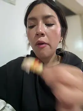 Snapshot of Mila_Morgan chatting on 28, 2, 2025 Mila Morgan online show from 28, 2, 2025