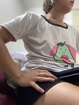 Snapshot of Mila_Morgan chatting on 3, 3, 2025 Mila Morgan online show from 3, 3, 2025