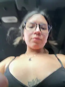 Snapshot of Mila_Morgan chatting on 3, 3, 2025 Mila Morgan online show from 3, 3, 2025