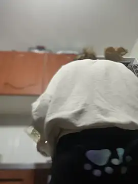 Snapshot of Mila_Morgan chatting on 4, 3, 2025 Mila Morgan online show from 4, 3, 2025