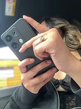 Snapshot of Mila_Morgan chatting on 11, 3, 2025 Mila Morgan online show from 11, 3, 2025