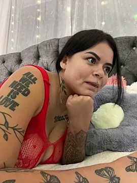 Snapshot of ivanna_rivera chatting on 6, 2, 2025 ivanna rivera online show from 6, 2, 2025