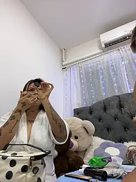 Snapshot of ivanna_rivera chatting on 12, 9, 2025 ivanna rivera online show from 12, 9, 2025