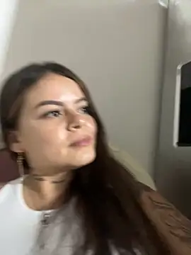 Snapshot of ivanna_rivera chatting on 12, 10, 2025 ivanna rivera online show from 12, 10, 2025