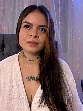 Snapshot of ivanna_rivera chatting on 12, 11, 2025 ivanna rivera online show from 12, 11, 2025