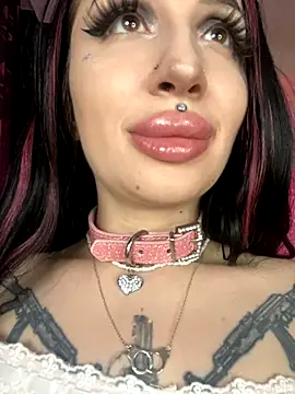 Molly  Moon online show from 5, 12, 2024