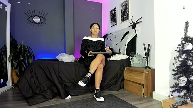 Raven Witch  online show from 5, 12, 2025