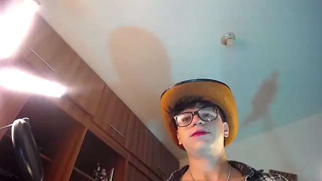 marckalexis online show from 23, 10, 2025