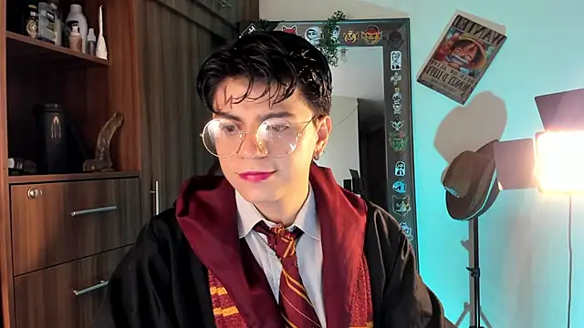 marckalexis online show from 1, 11, 2025