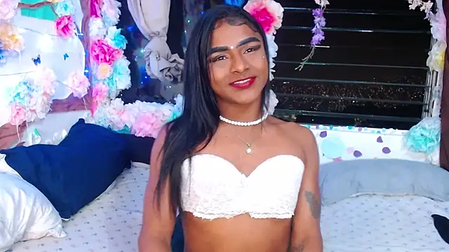 Snapshot of Karly_coffe chatting on 8, 3, 2025 Karly coffe online show from 8, 3, 2025