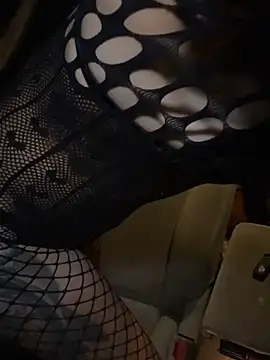 Snapshot of starrynikki chatting on 10, 12, 2024 starrynikki online show from 10, 12, 2024