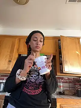 Snapshot of starrynikki chatting on 30, 12, 2024 starrynikki online show from 30, 12, 2024