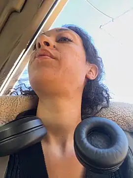 Snapshot of starrynikki chatting on 13, 1, 2025 starrynikki online show from 13, 1, 2025