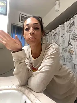 Snapshot of starrynikki chatting on 4, 2, 2025 starrynikki online show from 4, 2, 2025