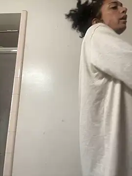 Snapshot of starrynikki chatting on 4, 2, 2025 starrynikki online show from 4, 2, 2025