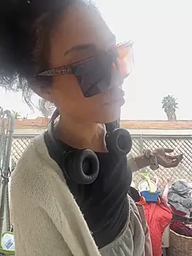 Snapshot of starrynikki chatting on 11, 2, 2025 starrynikki online show from 11, 2, 2025