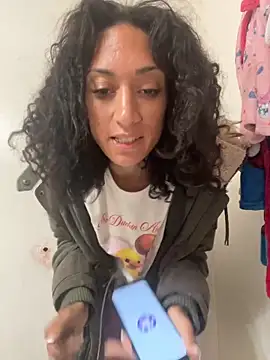 Snapshot of starrynikki chatting on 10, 9, 2025 starrynikki online show from 10, 9, 2025