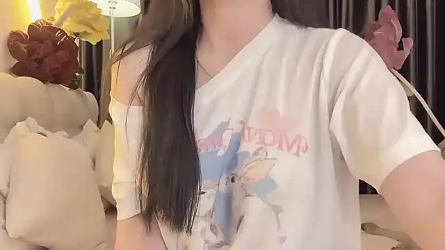 Nacy-Moonlight online show from 15, 4, 2026