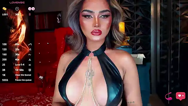 Snapshot of NatalyaFox chatting on 10, 10, 2025 NatalyaFox online show from 10, 10, 2025