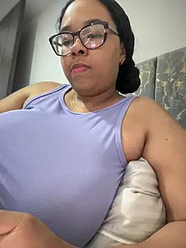 XMara online show from 24, 10, 2025