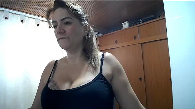 Snapshot of wandarubio chatting on 28, 12, 2024 wandarubio online show from 28, 12, 2024