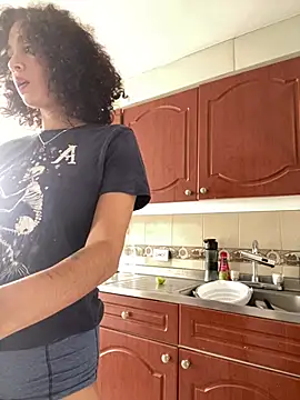 thaliacollins online show from 14, 3, 2025