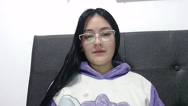 Snapshot of Alisha_99 chatting on 12, 10, 2025 Alisha 99 online show from 12, 10, 2025