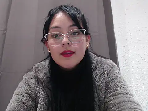 Snapshot of Alisha_99 chatting on 29, 11, 2025 Alisha 99 online show from 29, 11, 2025