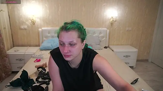 Snapshot of LunaaMayy chatting on 30, 6, 2026 LunaaMayy online show from 30, 6, 2026