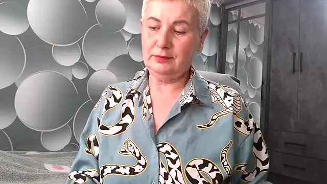 Snapshot of NicoleOlla chatting on 7, 10, 2025 NicoleOlla online show from 7, 10, 2025