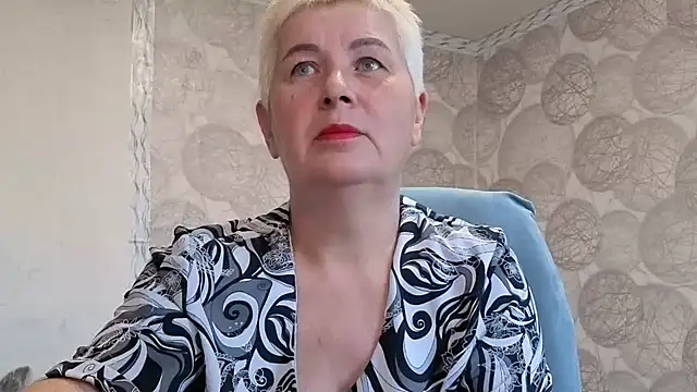 Snapshot of NicoleOlla chatting on 22, 10, 2025 NicoleOlla online show from 22, 10, 2025