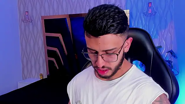 Liam Kleiin online show from 20, 2, 2026