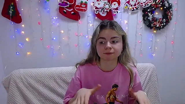 TinaRedly online show from 9, 1, 2025