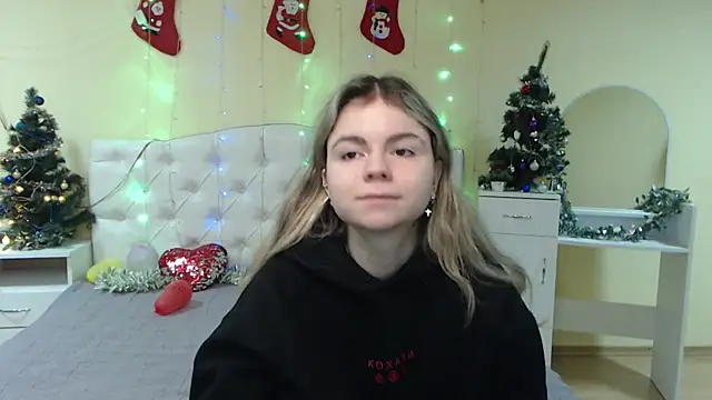 TinaRedly online show from 13, 1, 2025