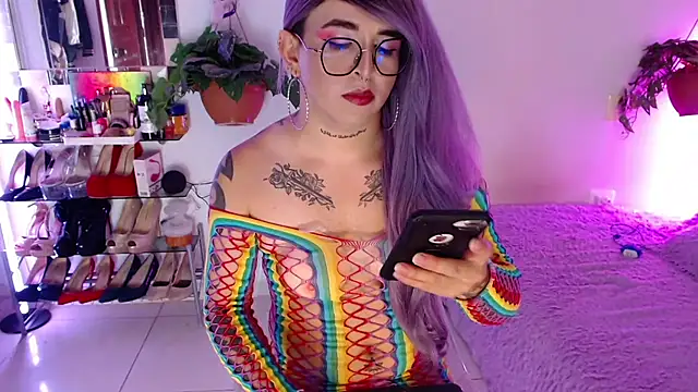 Laveneno ortiz07 online show from 5, 3, 2026