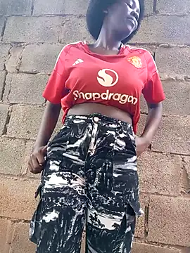 Snapshot of Swirly_blac chatting on 11, 11, 2025 Swirly blac online show from 11, 11, 2025