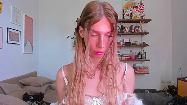 AliceSnowCatt online show from 14, 9, 2025