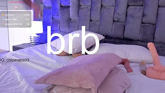 Chloe evans   online show from 20, 2, 2025