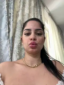  adelle online show from 16, 4, 2026