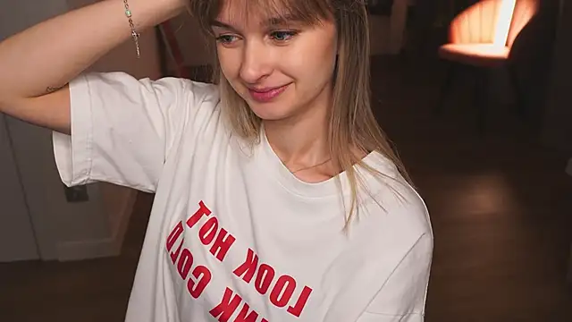 Snapshot of hereandnows_ chatting on 27, 1, 2025 hereandnows  online show from 27, 1, 2025