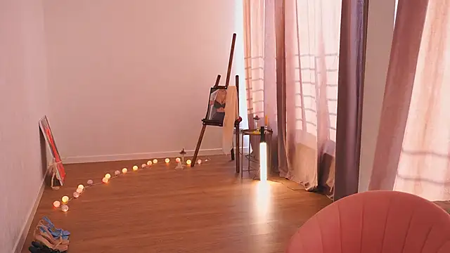 Snapshot of hereandnows_ chatting on 1, 2, 2025 hereandnows  online show from 1, 2, 2025