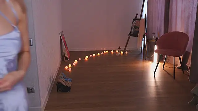 Snapshot of hereandnows_ chatting on 2, 2, 2025 hereandnows  online show from 2, 2, 2025