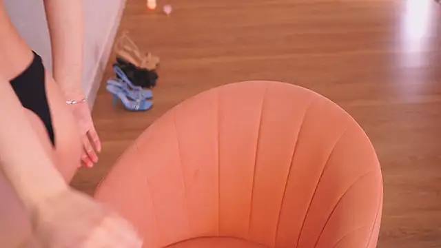 Snapshot of hereandnows_ chatting on 21, 2, 2025 hereandnows  online show from 21, 2, 2025