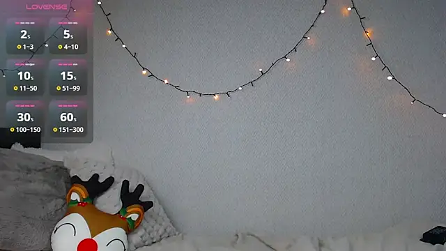 Snapshot of Nicole_blonde0 chatting on 9, 12, 2024 Nicole blonde0 online show from 9, 12, 2024