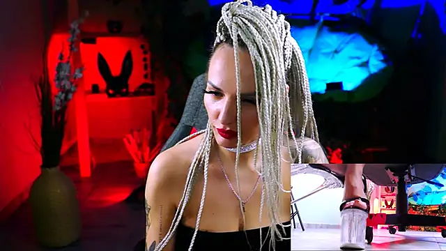 MonicaMaxwel online show from 25, 2, 2025